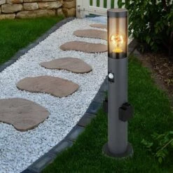 ETC-SHOP Borne Lumineuse Avec Prise Et Prise Détecteur De Mouvement Colonne Jardin Avec Lumière, Acier Inoxydable Anthracite, Fumée Plastique, 1x E27, DxH 7,6x60 Cm